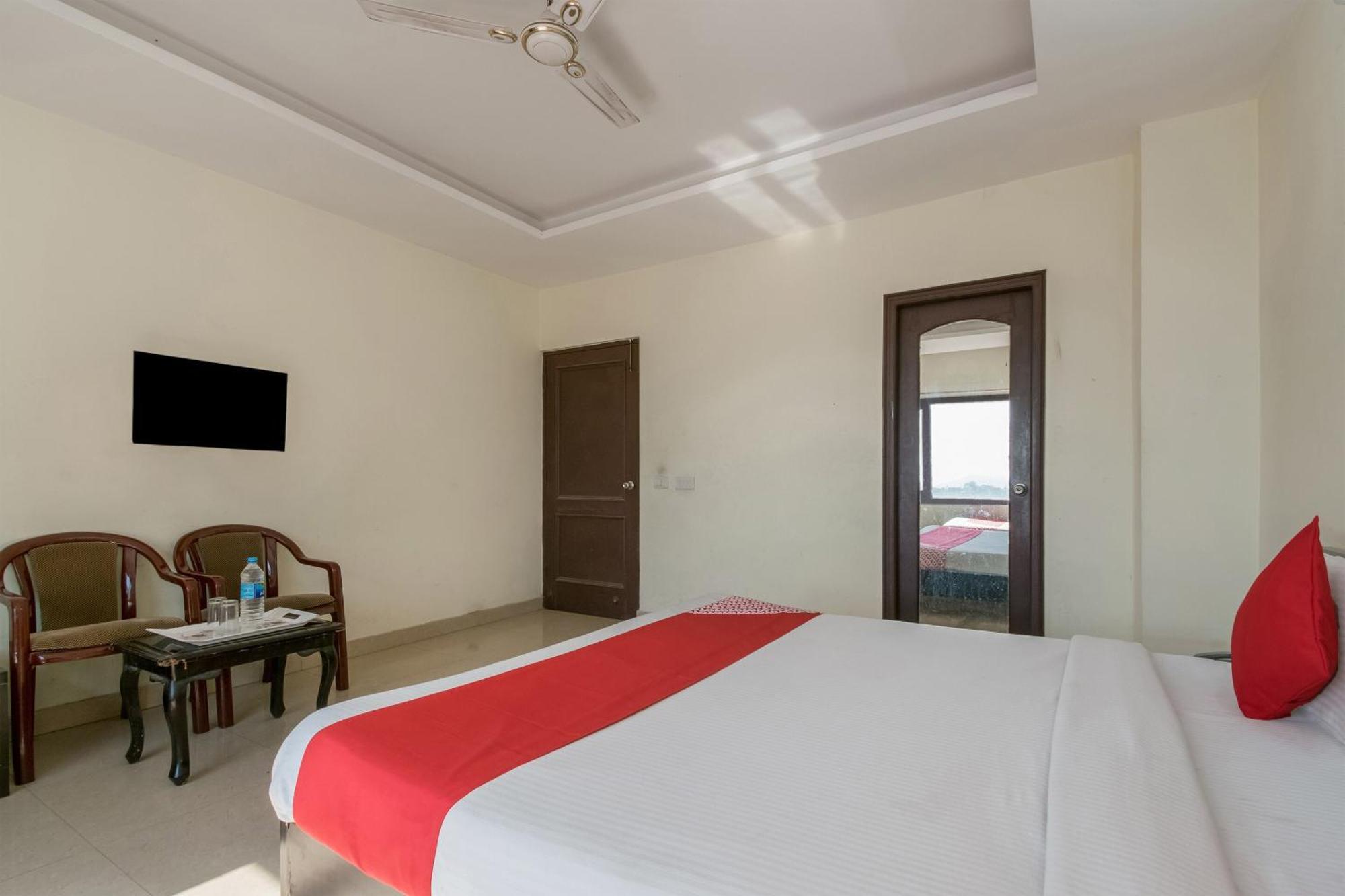 Oyo Hotel Triund Regency Katra  Exterior photo