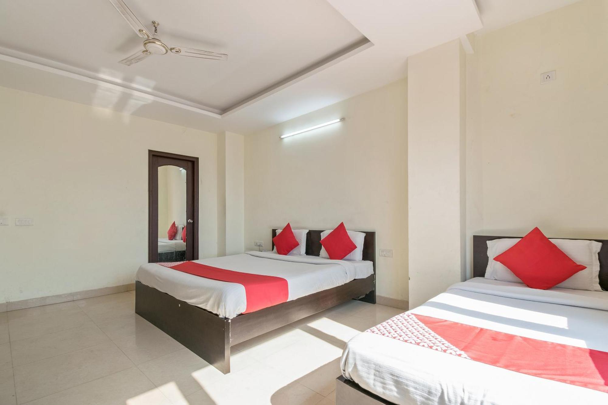Oyo Hotel Triund Regency Katra  Exterior photo